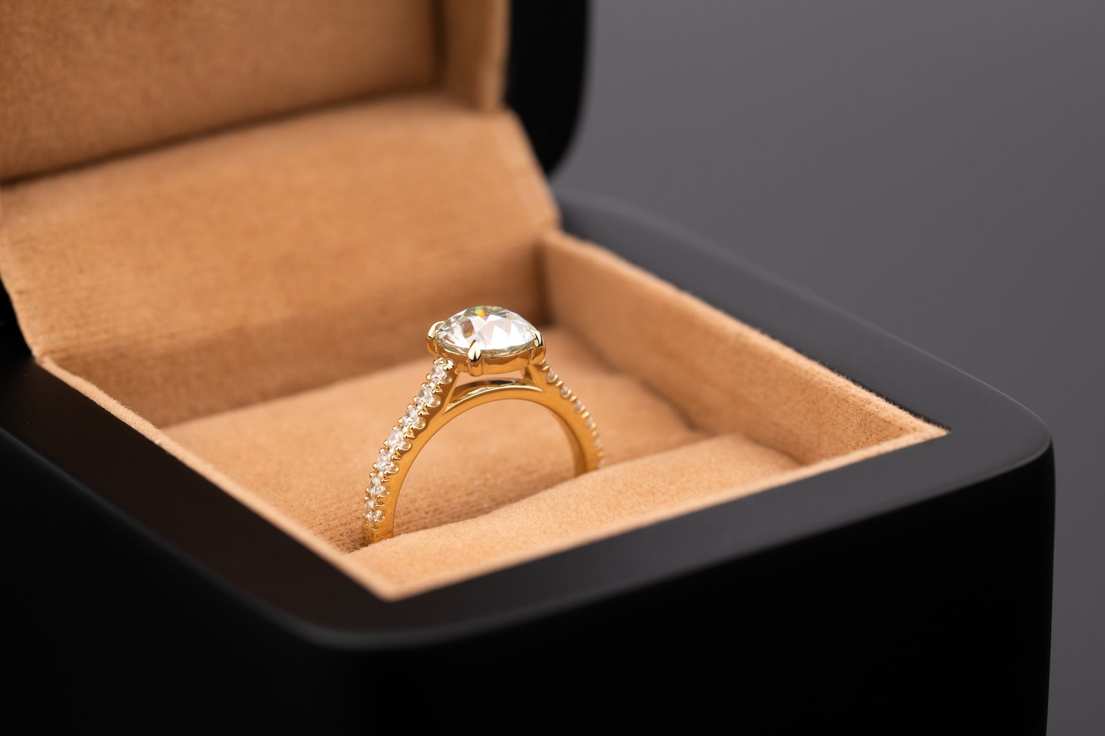 KH Jeweler selected work